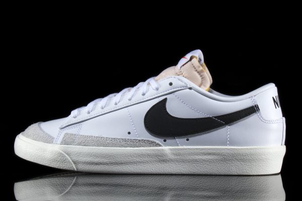 Blazer Low Leather Hot on Sale